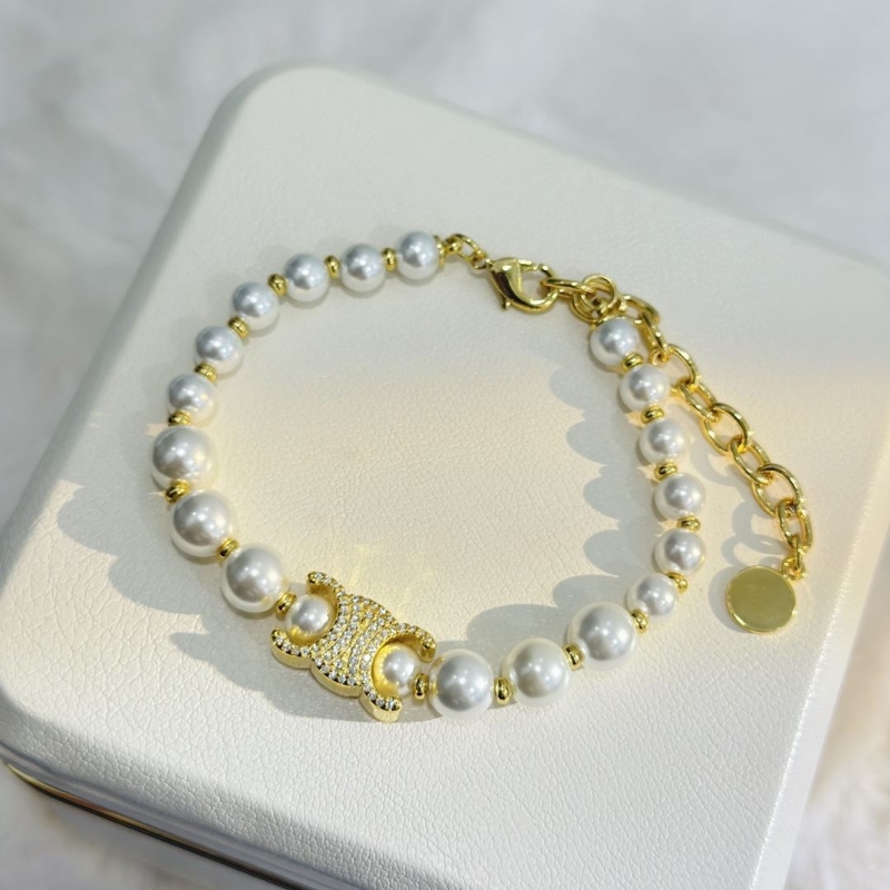 Ce**e bracelets